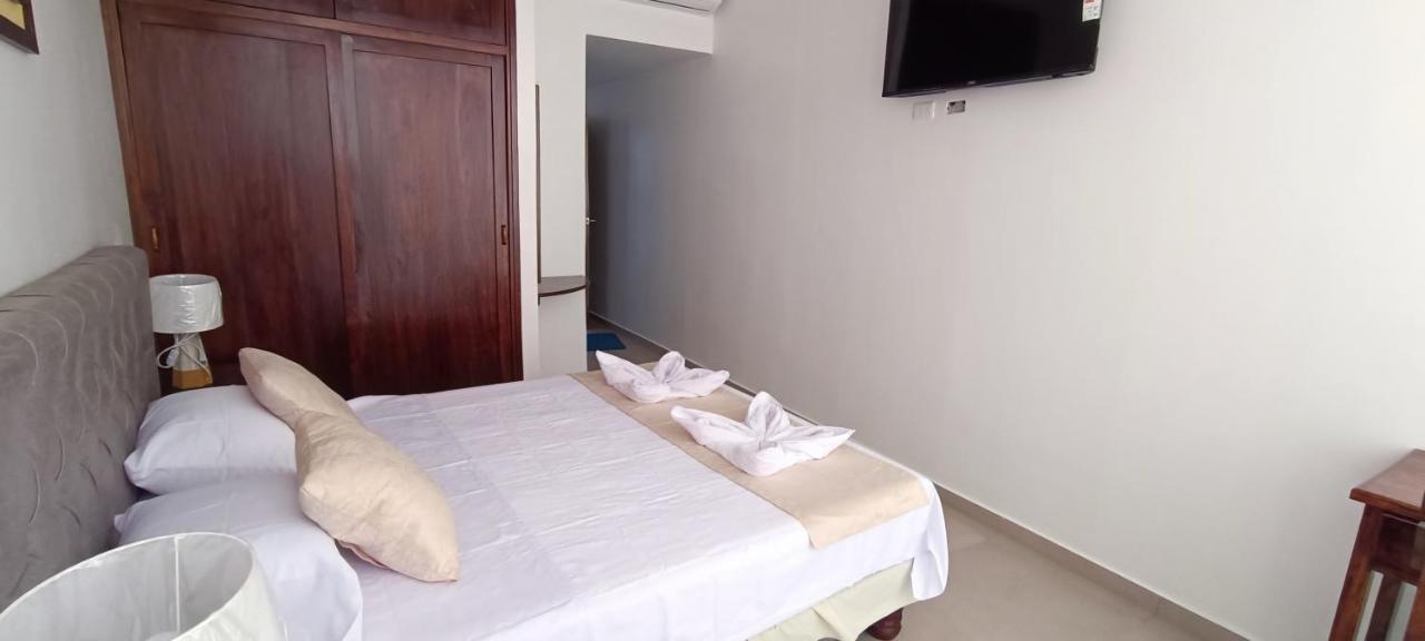 Bed and Breakfast Mantarraya Puerto Baquerizo Moreno Exterior foto